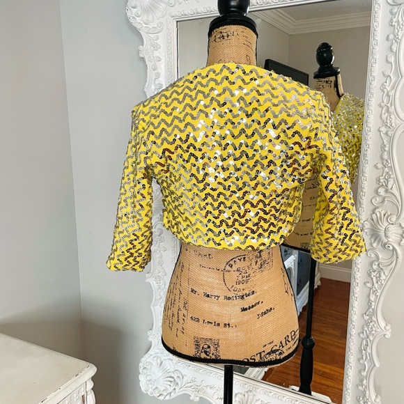 SALE New York Couture One of a Kind Yellow SEQUIN Crop Top Jacket - Picture 4 of 8